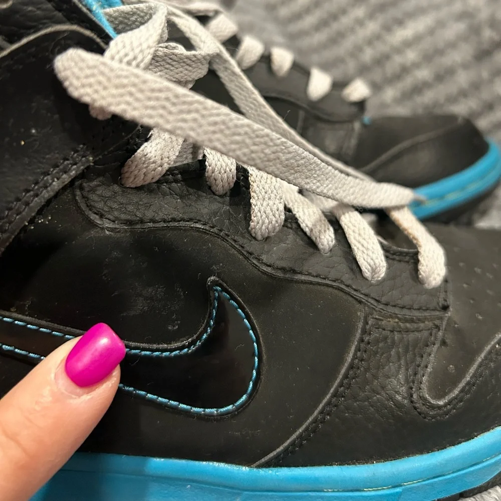 Nike Dunk Shoes Size Y5 Black/Blue‎ With Paint Splatter Design